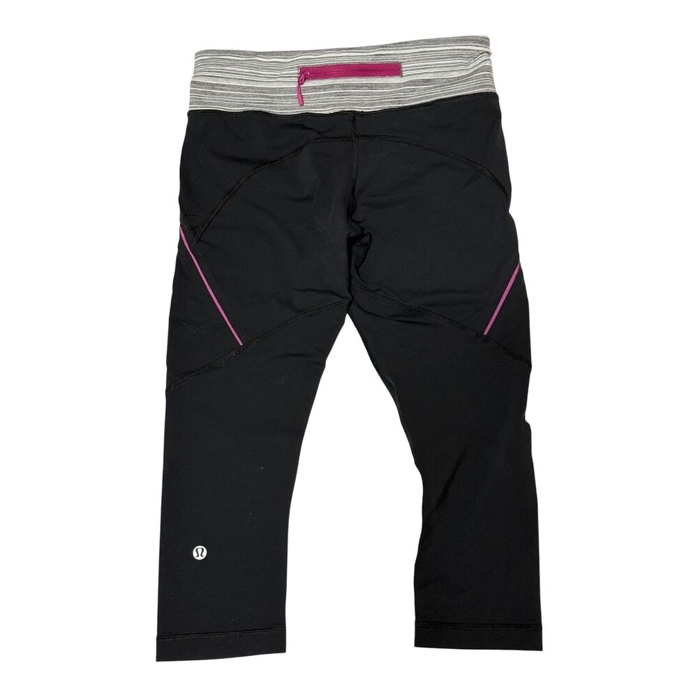 Lululemon Run Back On Track Capri 6 Black Gray Wee Stripe Zip Pocket Draw Cord